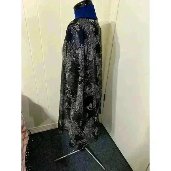 Soft surrounding one size shirt black with beading, Boho, Romantic, Comfy - Picture 2 of 9